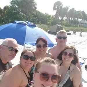 Meet your Posher, Lynda